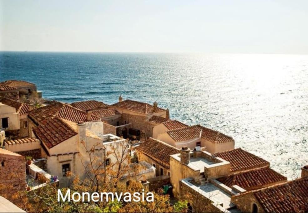 Sun And Sea 1 Apartment Elíka Екстериор снимка