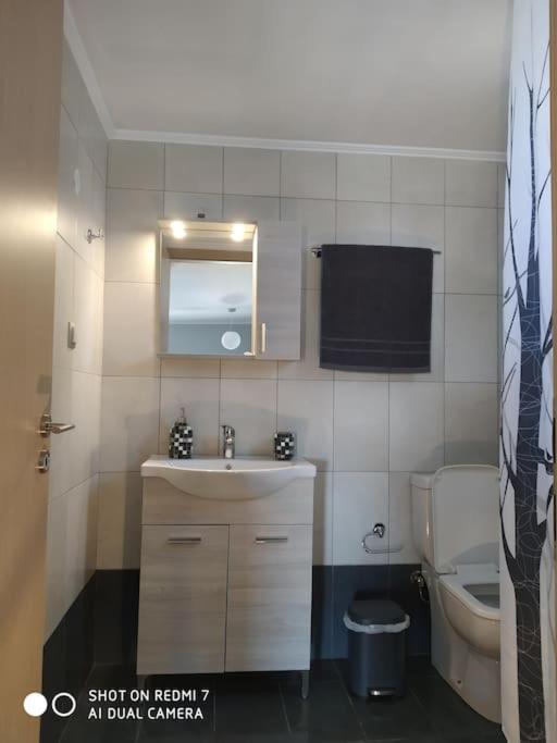 Sun And Sea 1 Apartment Elíka Екстериор снимка